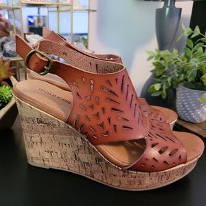 Maurices Womens Wedge Cork Heel 8
